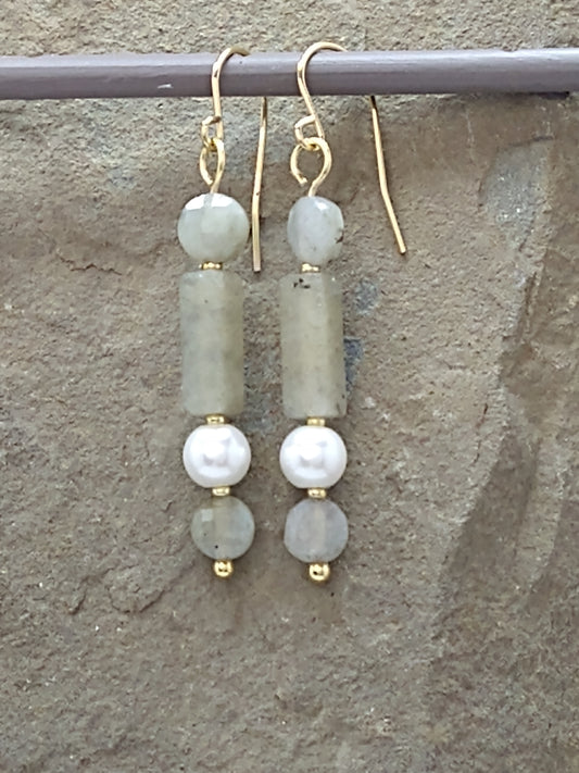 251132 Labradorite & Faux Pearl Earrings